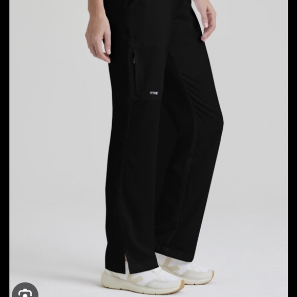 Grey’s Anatomy by Barco Mia Scrub Pants - Medium - Picture 4 of 4